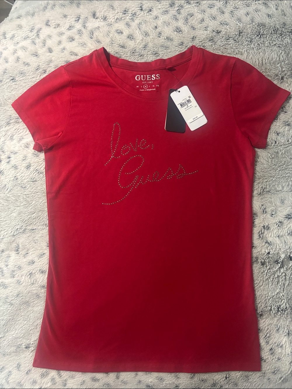 GUESS Women’s Red 'Love, Guess' Crystal Script Tee. Size M . New with tag